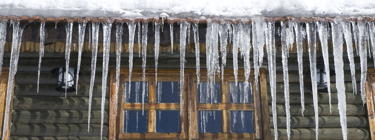 Spray foam prevents ice dams by providing proper insulation in Detroit attic spaces